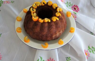 Κέικ με σοκολάτα και γλυκό πορτοκάλι